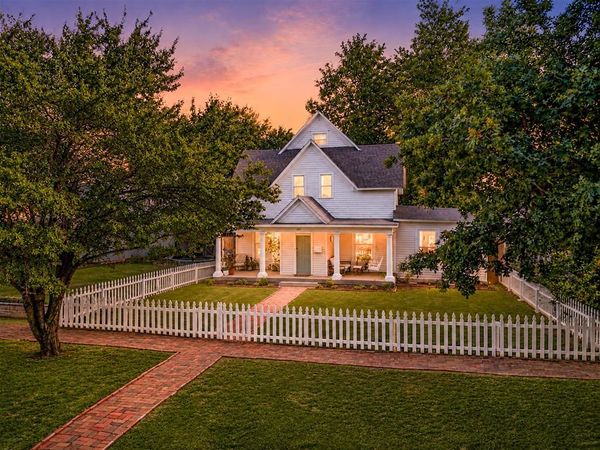 411 E Vilas Avenue, Guthrie, OK 73044
