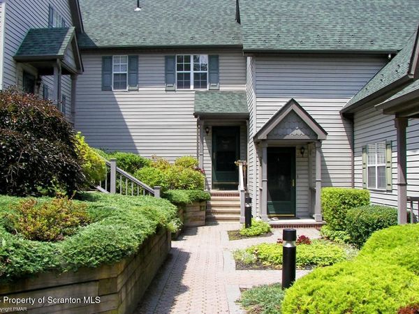 303 Walnut Grove Road , East Stroudsburg, PA 18301