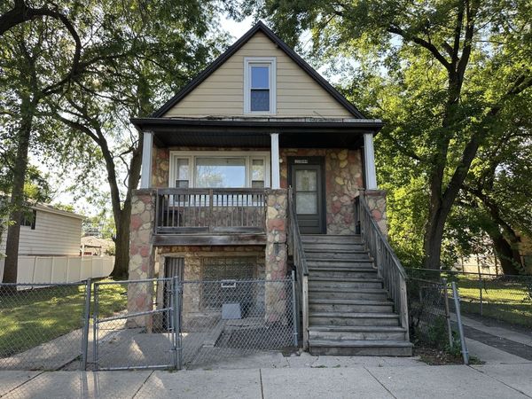 11944 S Calumet Avenue , Chicago, IL 60628