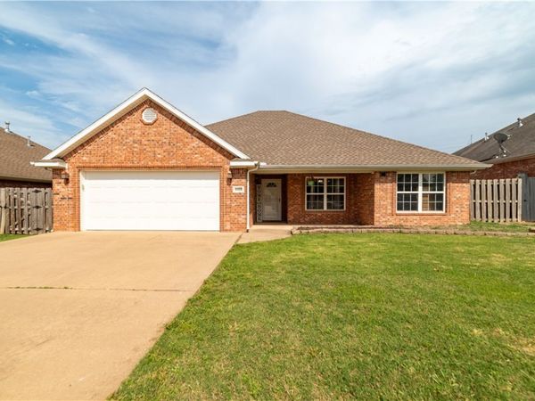 6309 S 37th Street, Rogers, AR 72758