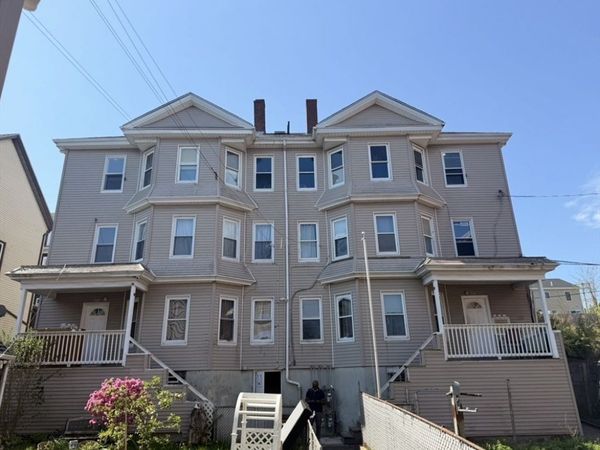 423 Division St, Fall River, MA 02721