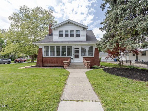 1616 Yosemite Drive, Toledo, OH 43614