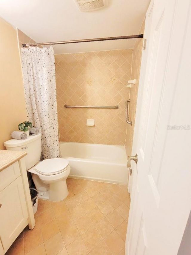 596 Orange Drive , Unit 150, Altamonte Springs, FL 32701 Photo