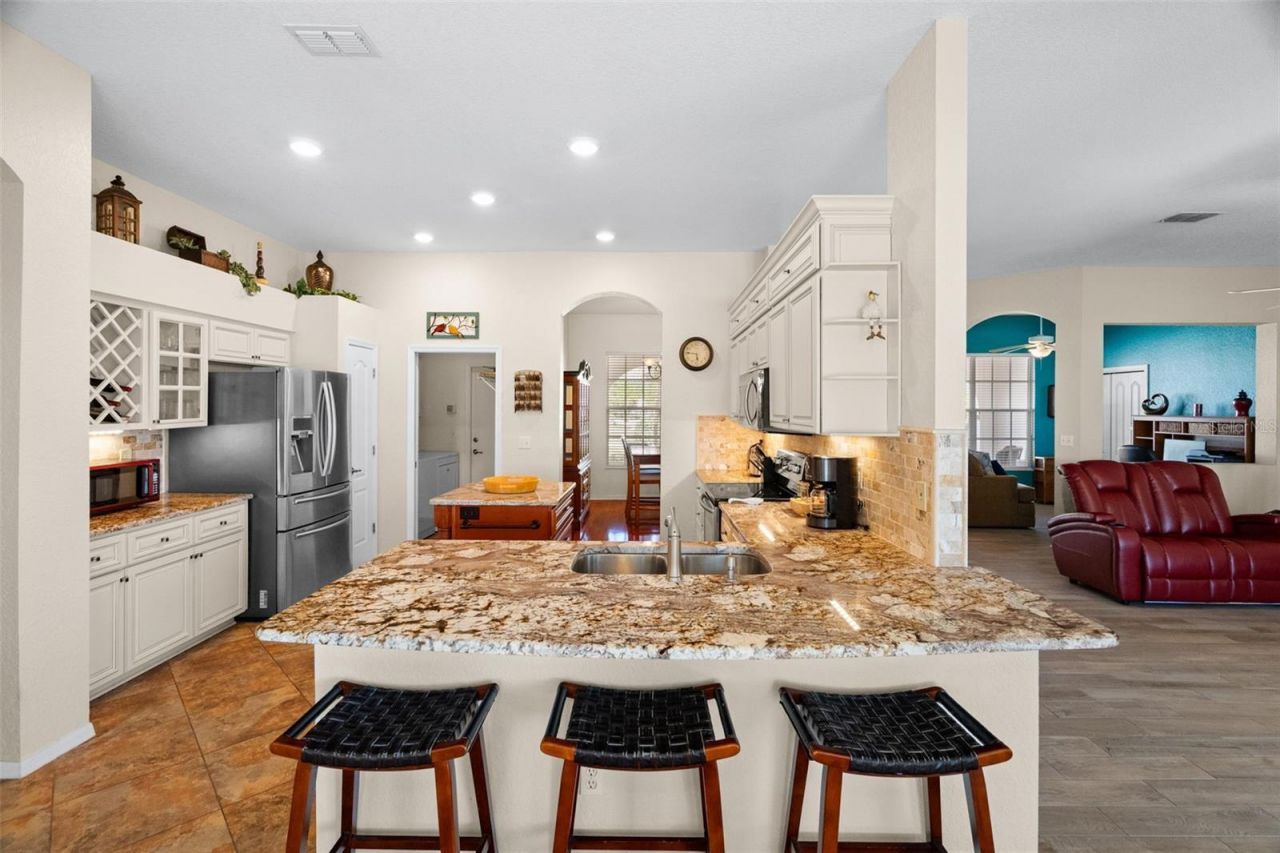 1134 Signature Drive, Sun City Center, FL 33573 Photo