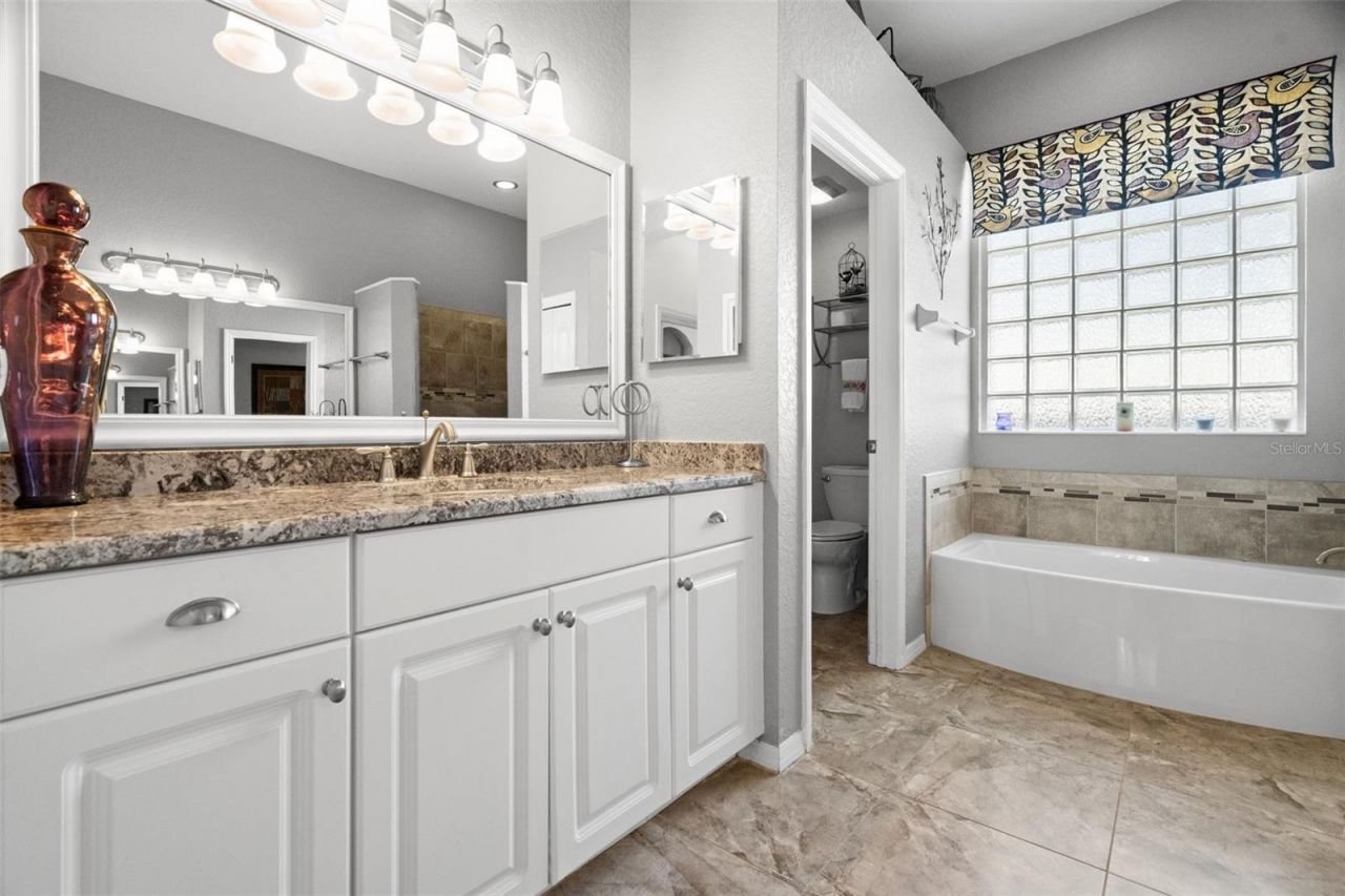 1134 Signature Drive, Sun City Center, FL 33573 Photo