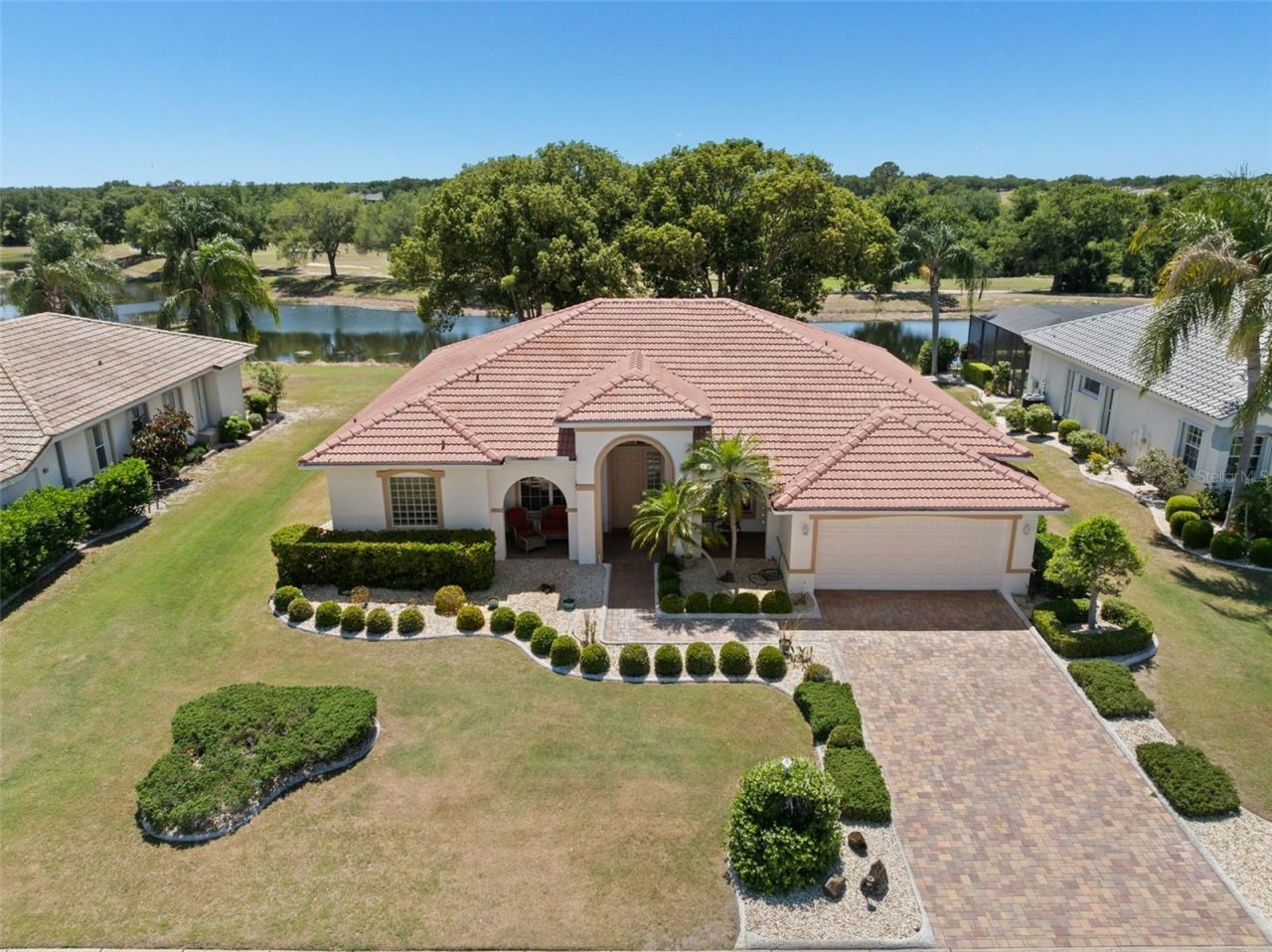 1134 Signature Drive, Sun City Center, FL 33573 Photo
