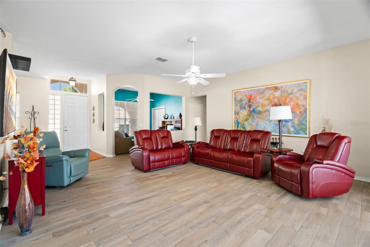 1134 Signature Drive, Sun City Center, FL 33573 Photo