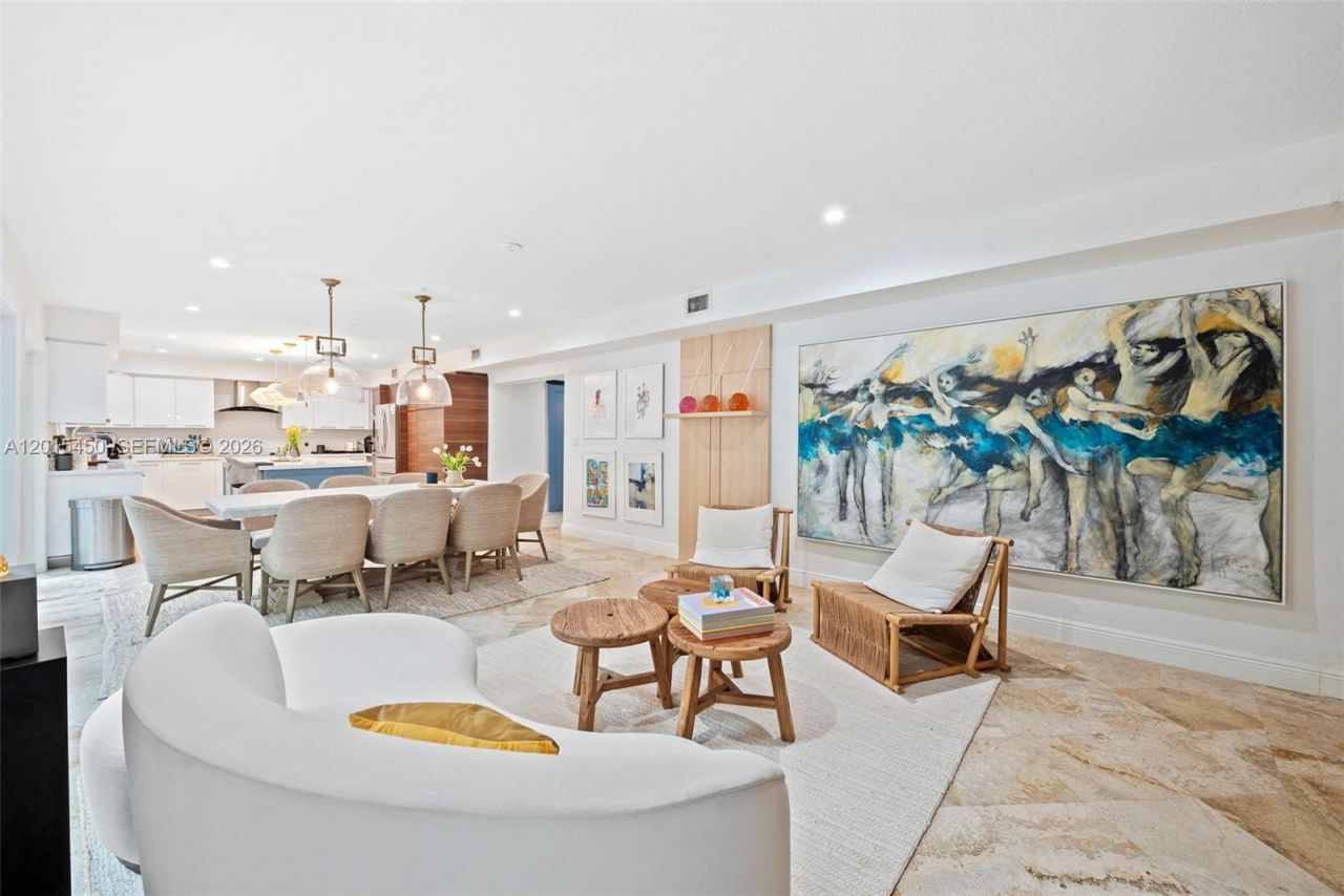 200 W Mashta Dr , Key Biscayne, FL 33149 Photo