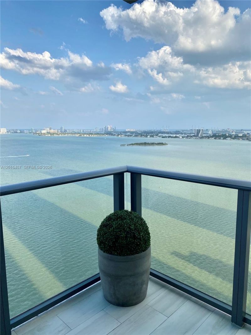 3131 NE 7th Ave, Unit 2801, Miami, FL 33137 Photo