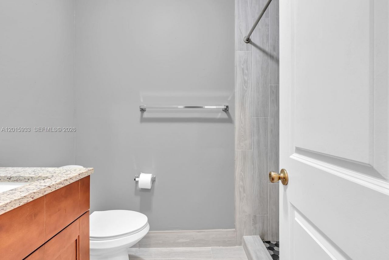 8911 NW 28th Dr , Unit 32B, Coral Springs, FL 33065 Photo