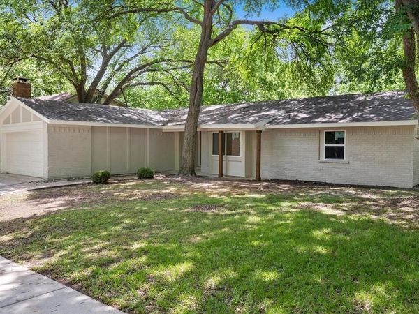 13 Eastlane Place , Plano, TX 75074