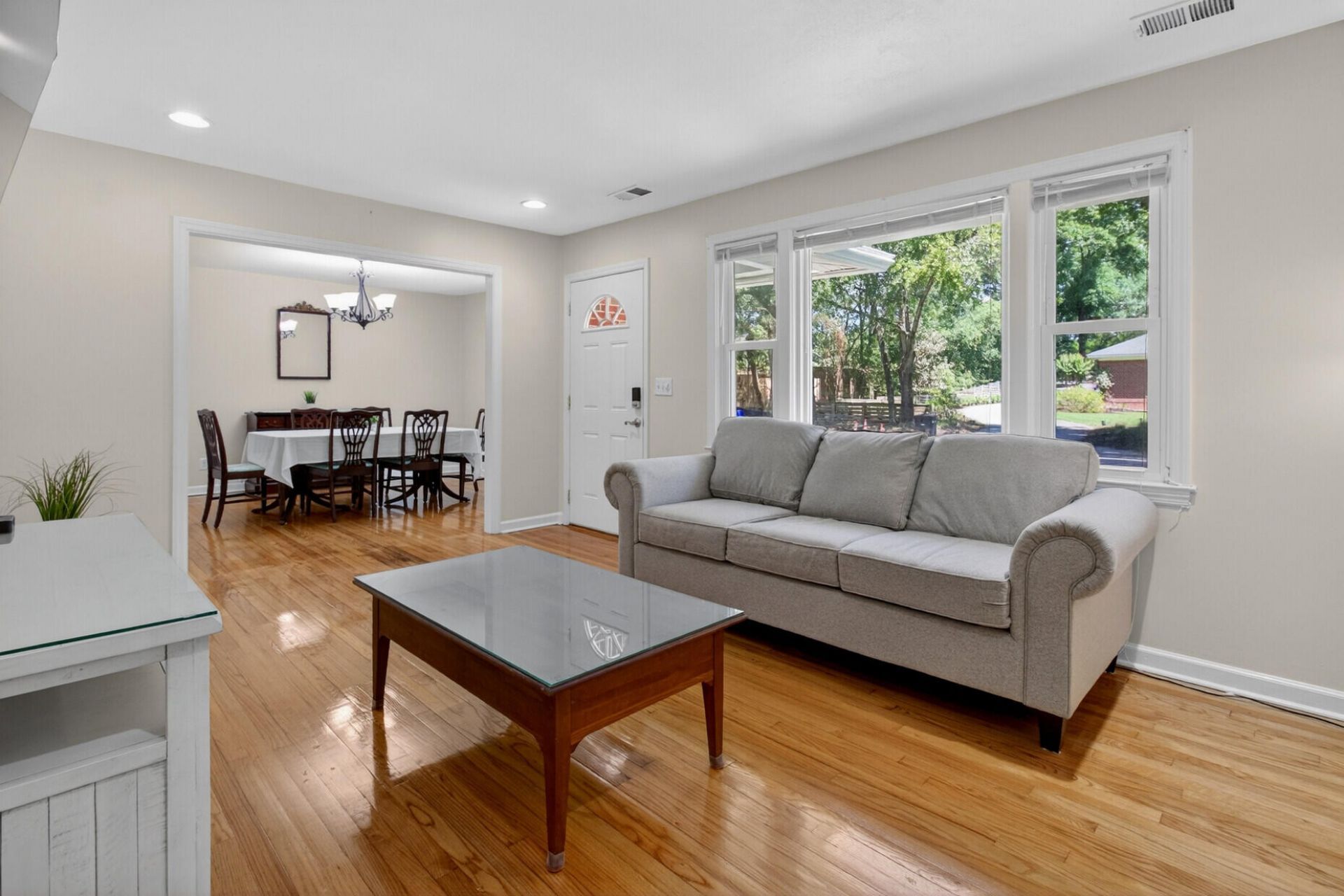 211 6th Avenue Photo 24