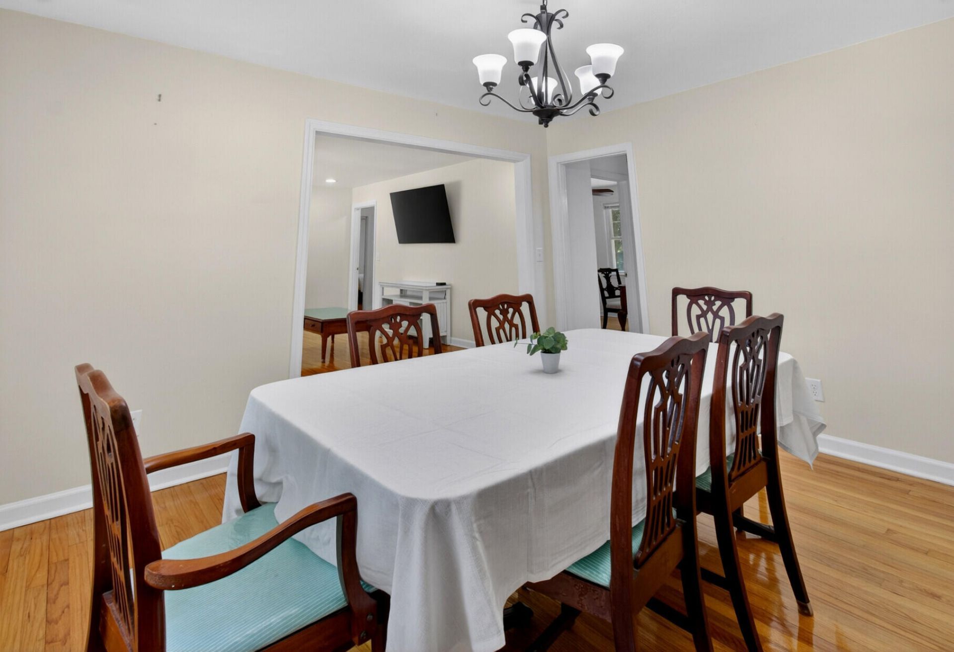 211 6th Avenue Photo 28