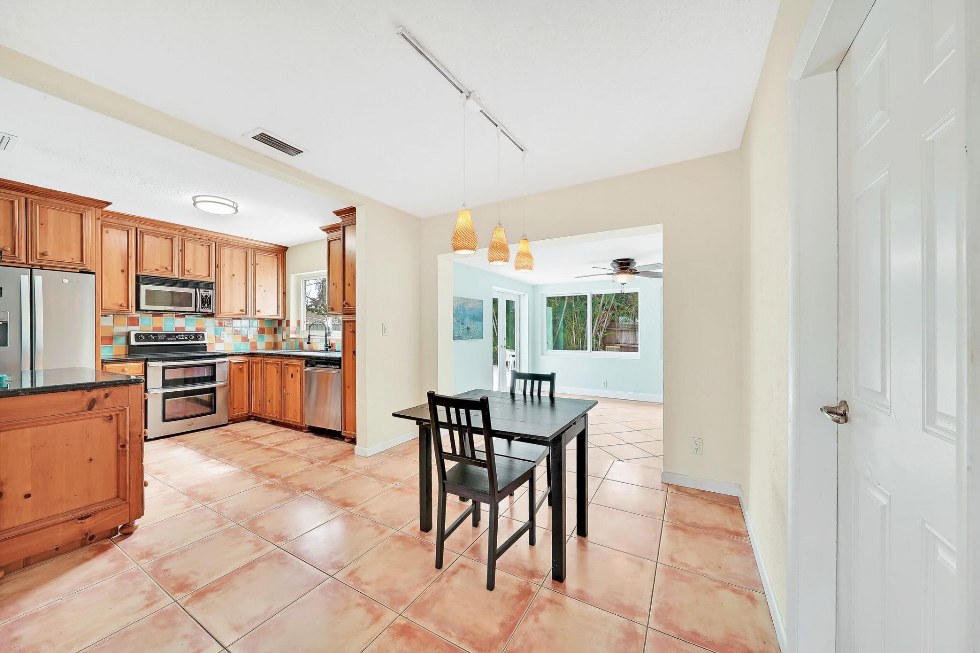 1101 SW 1st Avenue, Pompano Beach, FL 33060 Photo