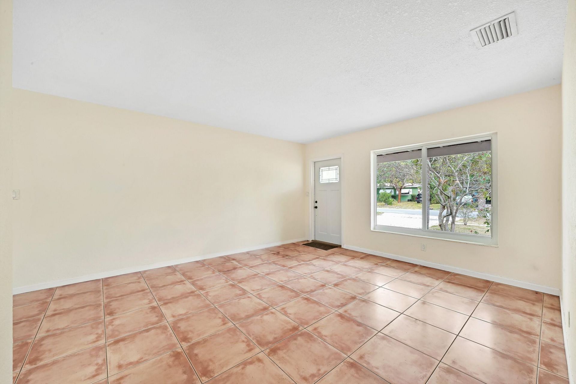 1101 SW 1st Avenue, Pompano Beach, FL 33060 Photo