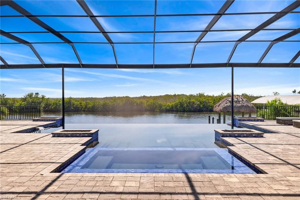 872 W Cape Estates Cir, Cape Coral, FL 33993 Photo