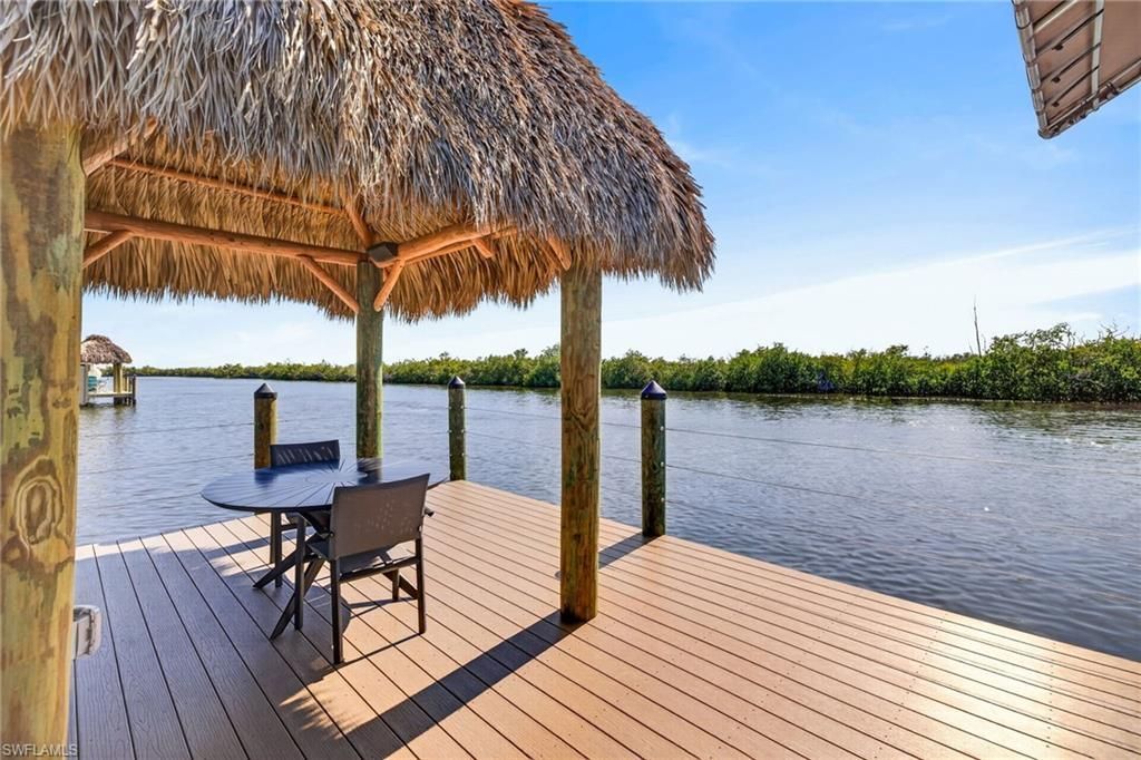 872 W Cape Estates Cir, Cape Coral, FL 33993 Photo