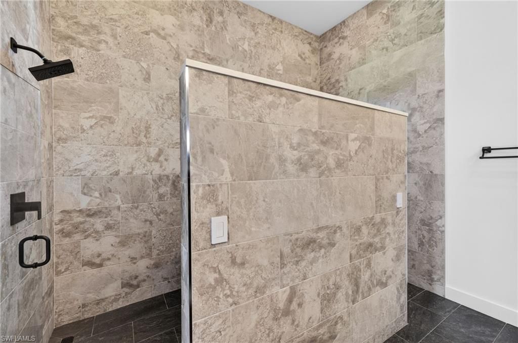 872 W Cape Estates Cir, Cape Coral, FL 33993 Photo