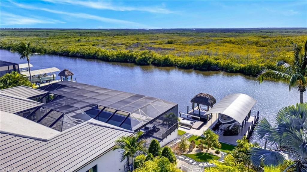 872 W Cape Estates Cir, Cape Coral, FL 33993 Photo