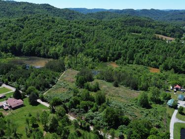 9999 Lick Branch Road, Flat Lick, KY 40935