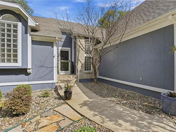11403 W 115th Street, Overland Park, KS 66210