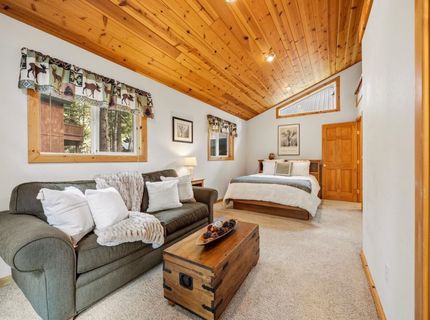 14814 Hansel Avenue, Truckee, CA 96161 Photo