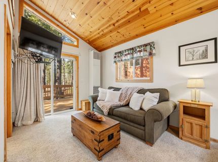 14814 Hansel Avenue, Truckee, CA 96161 Photo