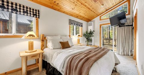 14814 Hansel Avenue, Truckee, CA 96161 Photo
