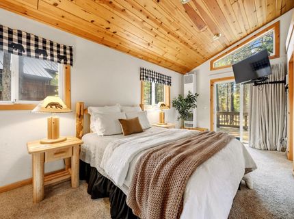 14814 Hansel Avenue, Truckee, CA 96161 Photo