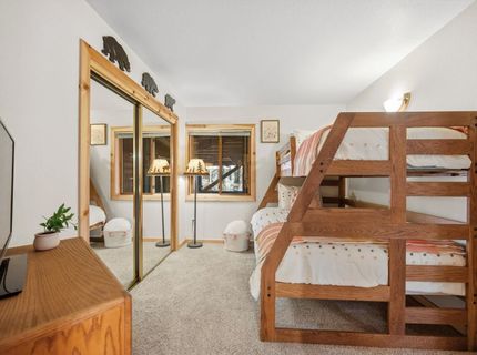 14814 Hansel Avenue, Truckee, CA 96161 Photo