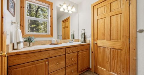 14814 Hansel Avenue, Truckee, CA 96161 Photo