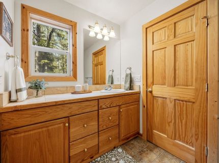 14814 Hansel Avenue, Truckee, CA 96161 Photo