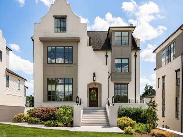 215 La Vista Dr, Nashville, TN 37215