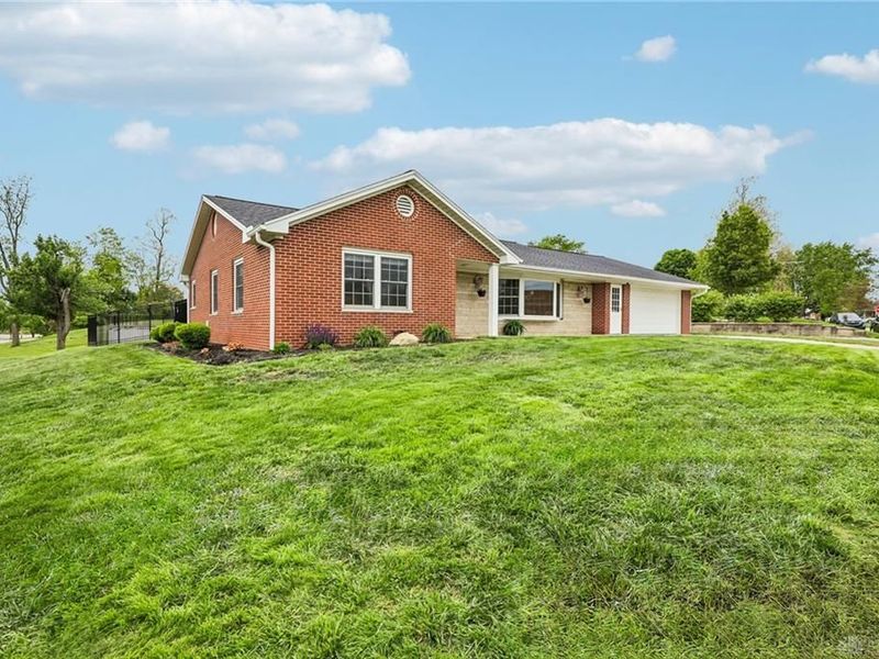 110 Delaware Avenue, Greenville, OH 45331 Photo 3