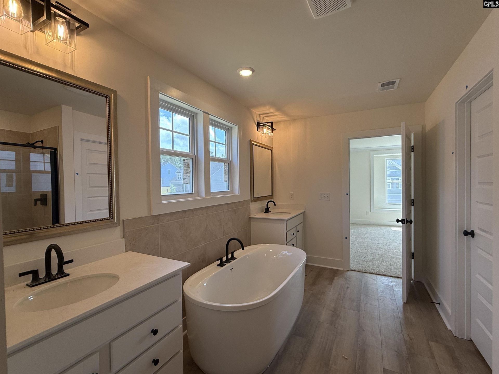 307 Ursus Drive Photo 32