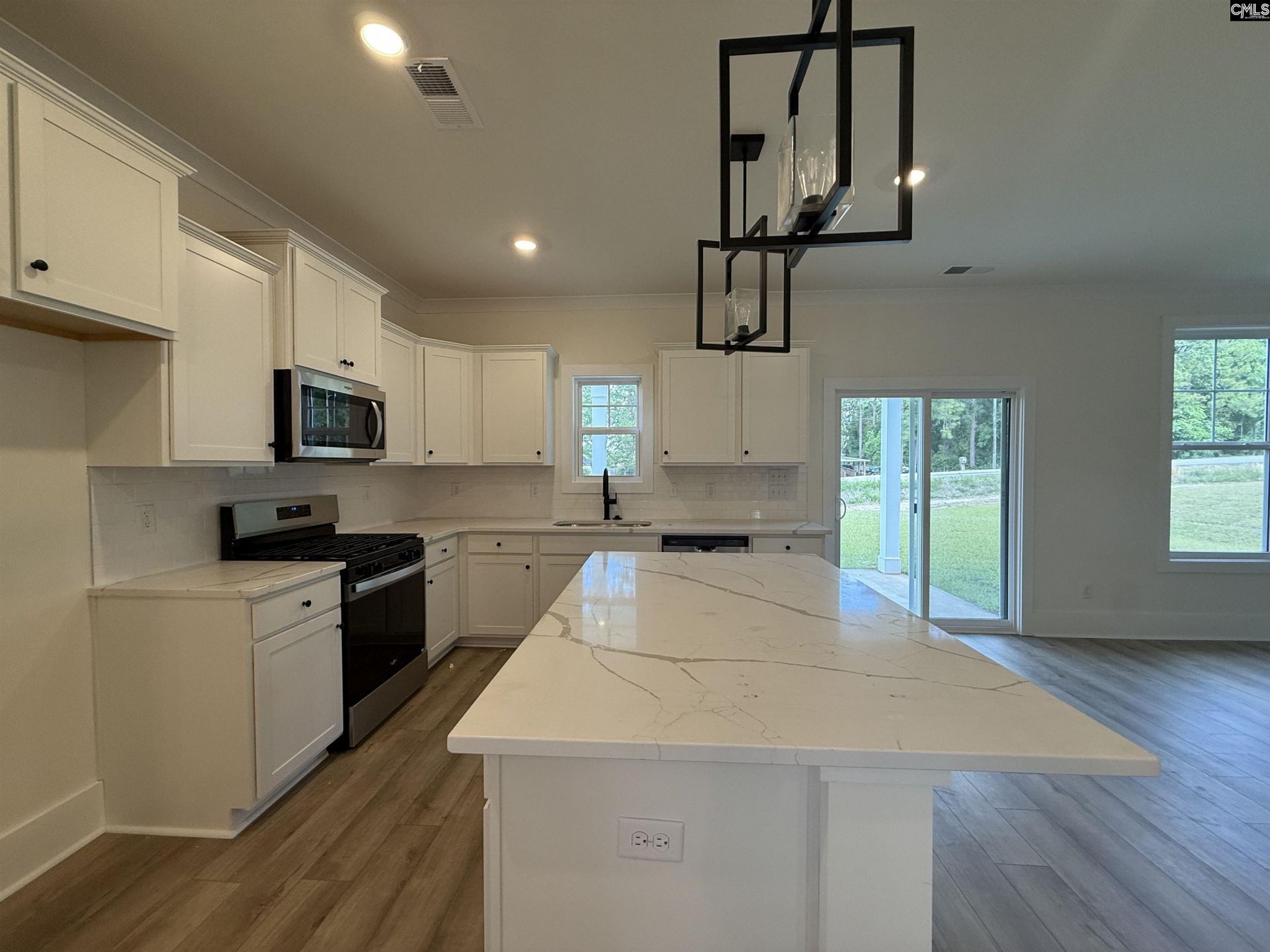 307 Ursus Drive Photo 9