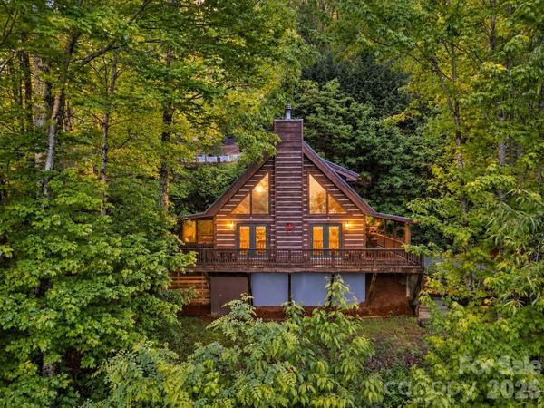 297 Hidden Cove Road, Maggie Valley, NC 28751