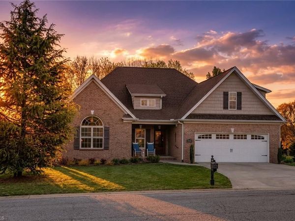 106 Breckenridge Drive, Thomasville, NC 27360