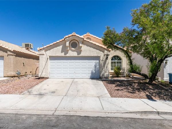 8020 Mt Harris Court , Las Vegas, NV 89145