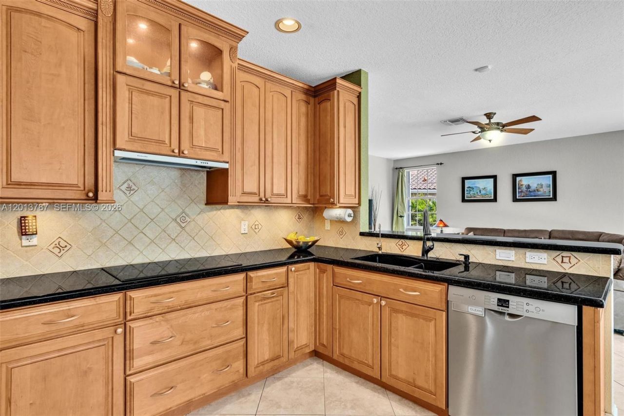 103 Cameron Ct, Weston, FL 33326 Photo