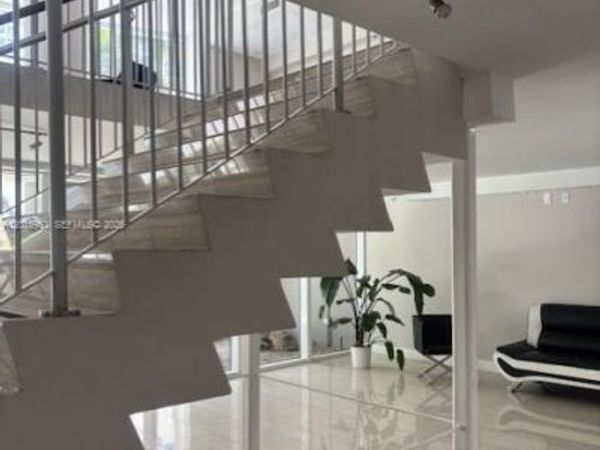 601 NE 23rd St, Unit 707, Miami, FL 33137