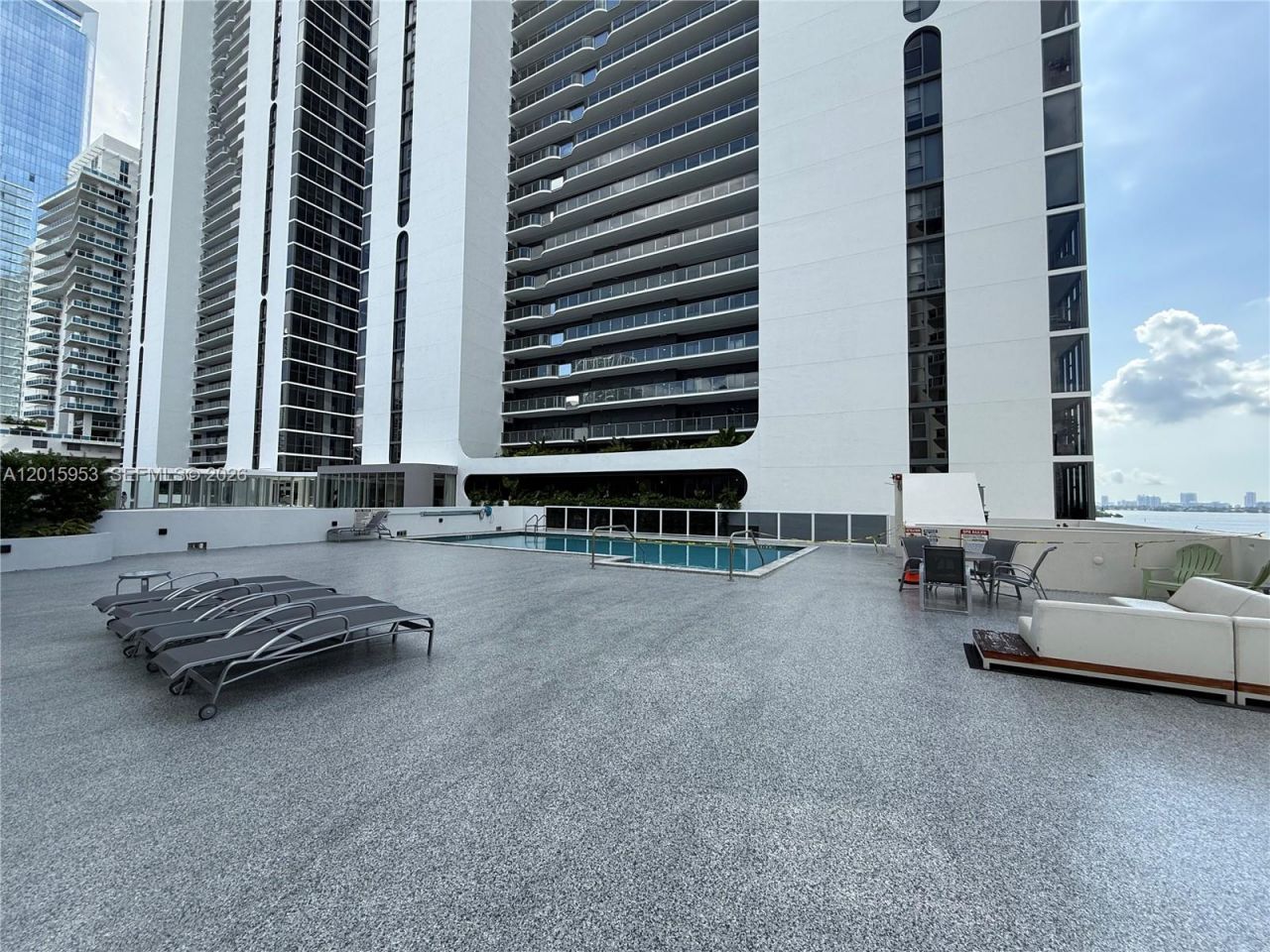 601 NE 23rd St, Unit 707, Miami, FL 33137 Photo