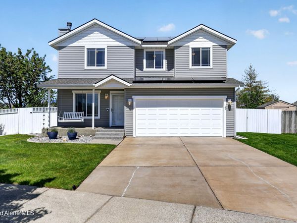 3901 W Linneatus DR, Coeur d'Alene, ID 83815