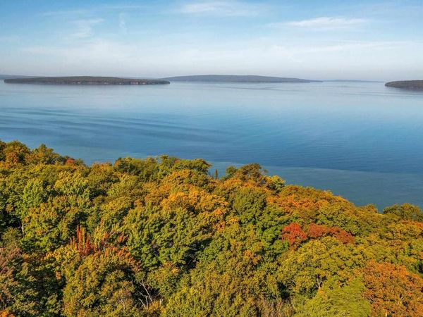 3500 North Shore Rd, La Pointe, WI 54850