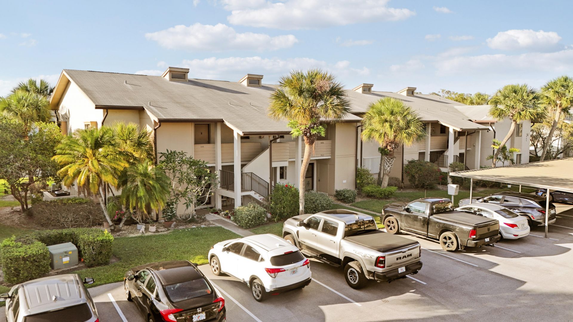3061 SE Aster Lane, Unit 302, Stuart, FL 34994 Photo