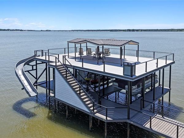 1301 Oak Hill Drive, Kemp, TX 75143
