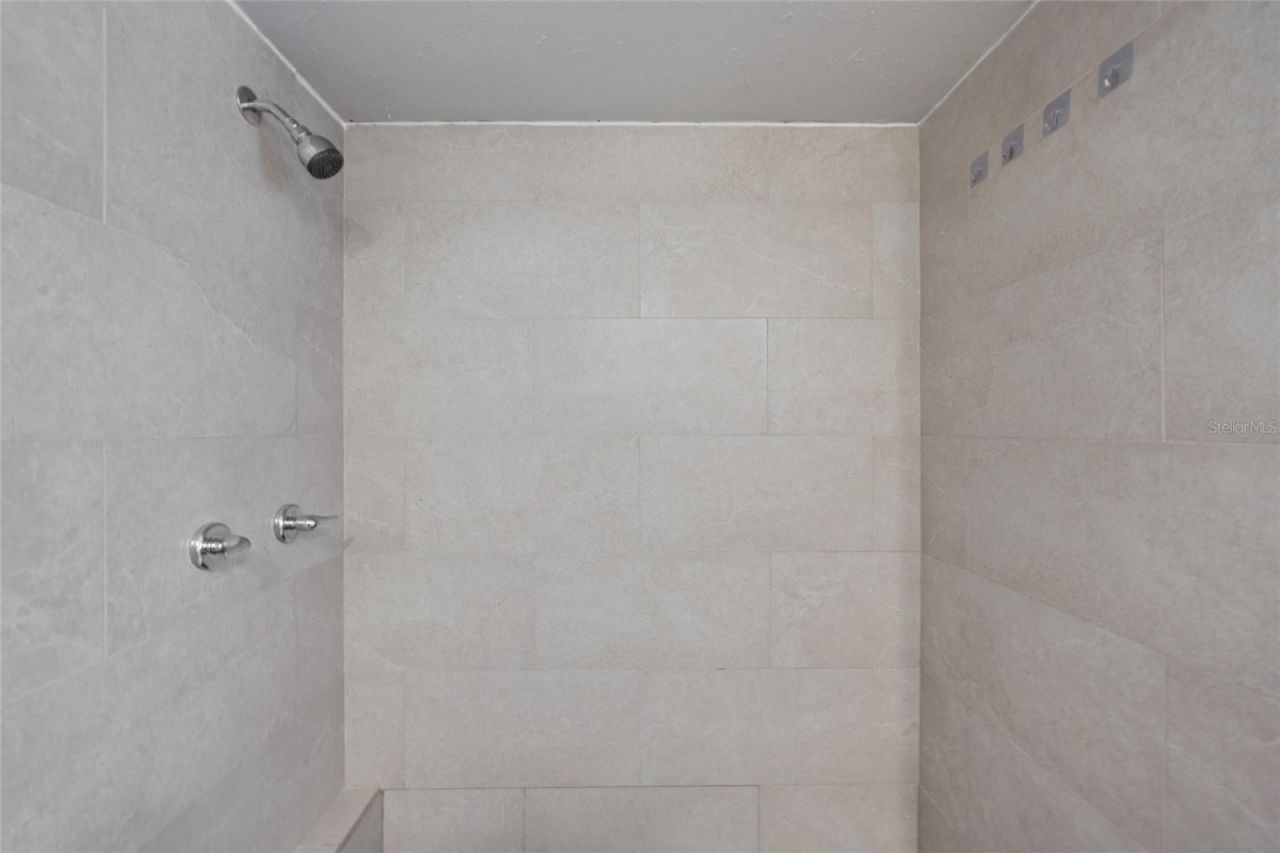 409 Debra Drive, Brandon, FL 33510 Photo