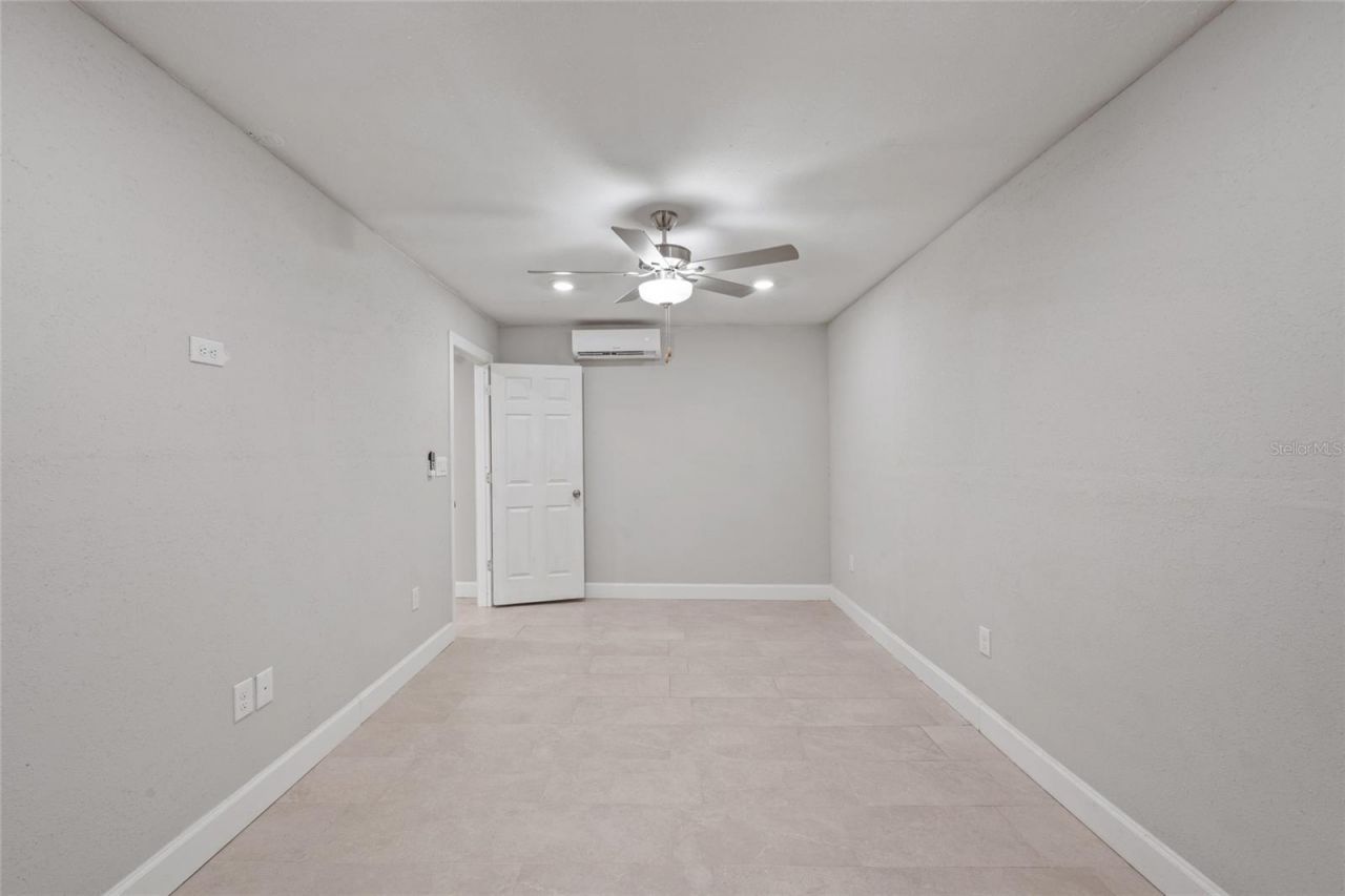 409 Debra Drive, Brandon, FL 33510 Photo
