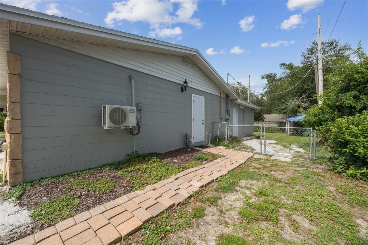 409 Debra Drive, Brandon, FL 33510 Photo