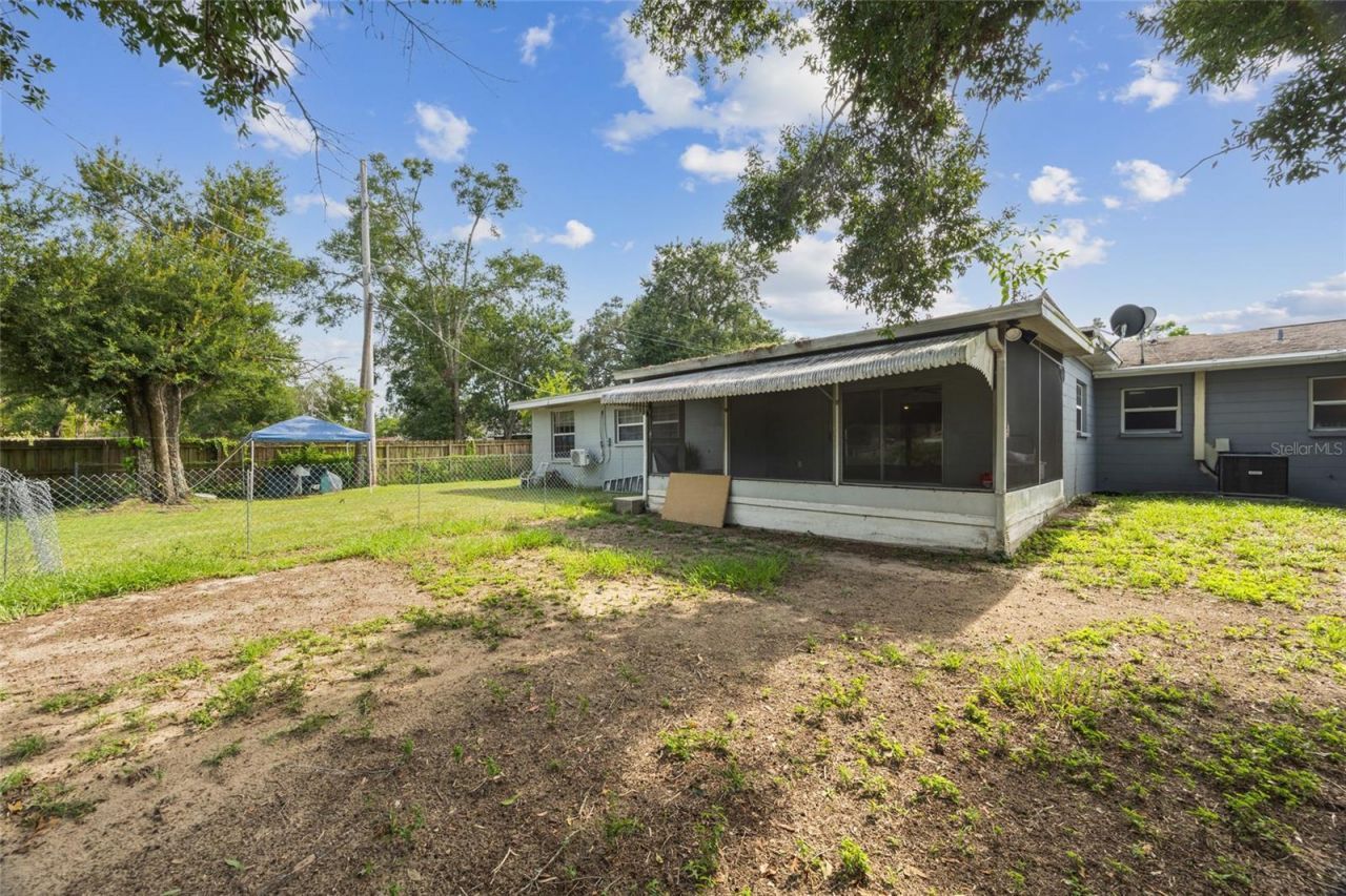 409 Debra Drive, Brandon, FL 33510 Photo